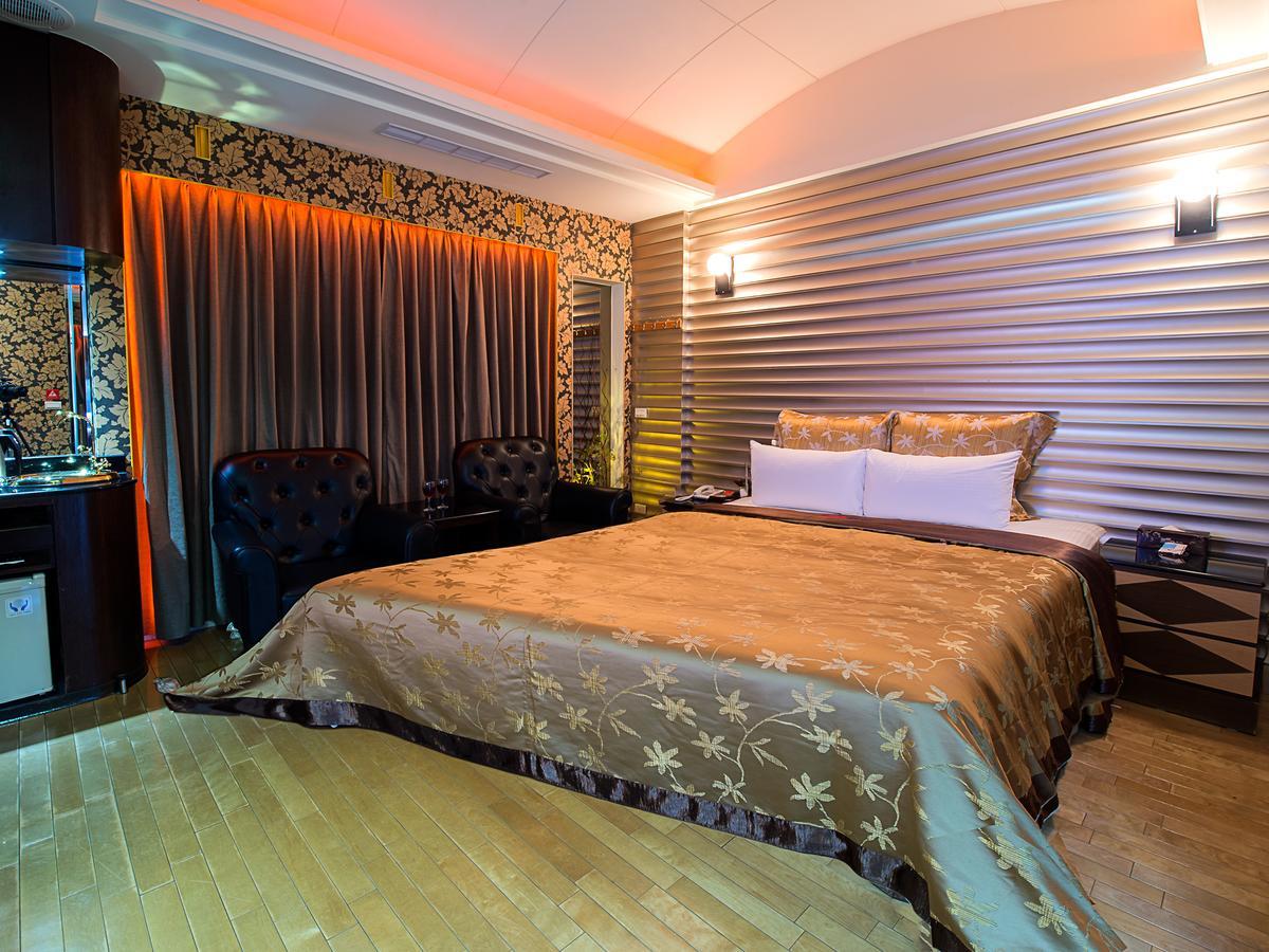 Lai Yin Motel Longtan Esterno foto