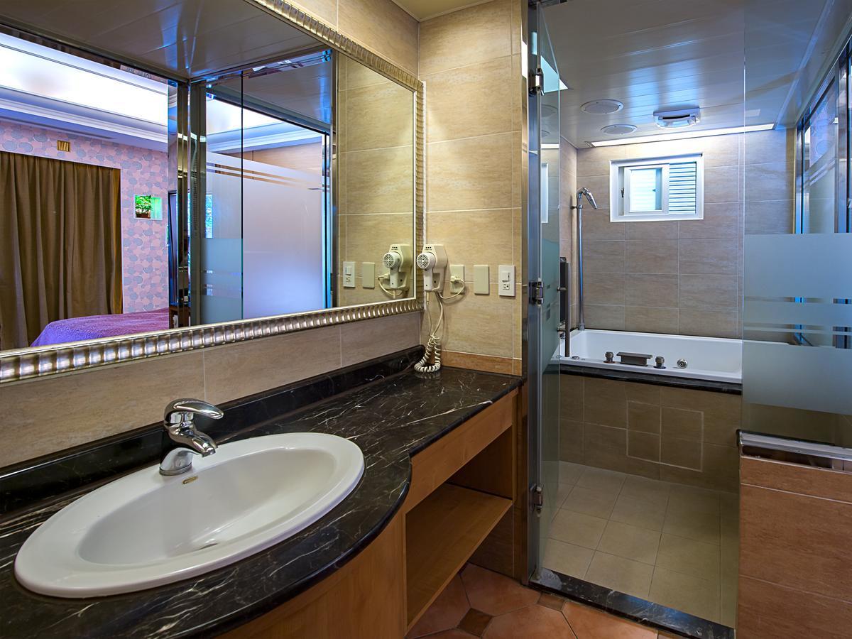 Lai Yin Motel Longtan Esterno foto